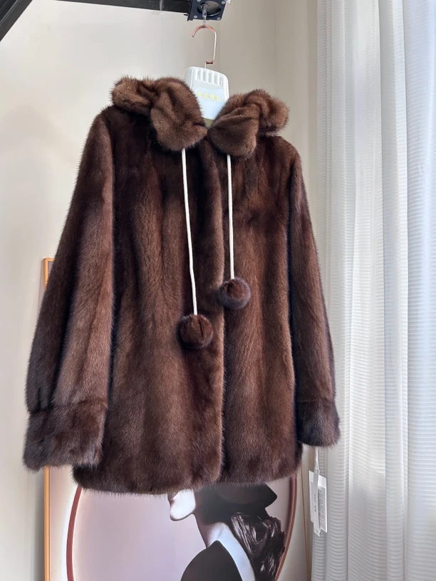 咖啡女巫帽球球款2024冬季新款女款网红直播间水貂大衣