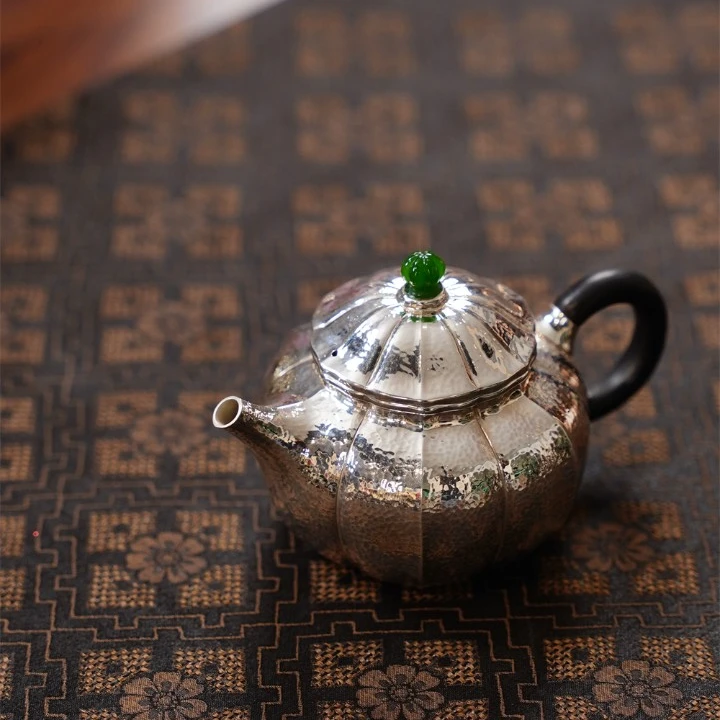 呆坐  锤纹錾刻莲叶荷田潘壶   茶具中式茶道手工银壶银