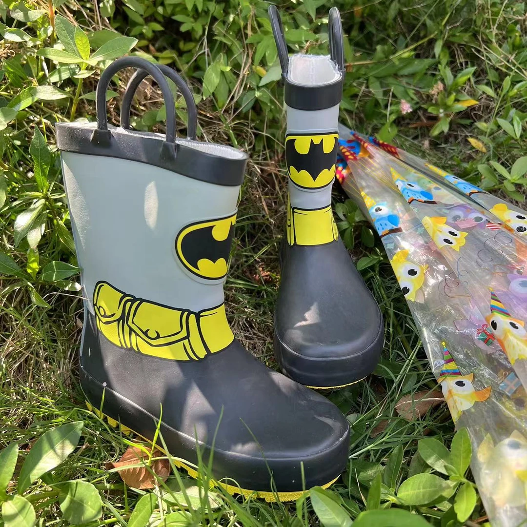 偶有瑕疵建议勿拍男童蝙蝠侠防水防滑耐磨舒适橡胶雨靴