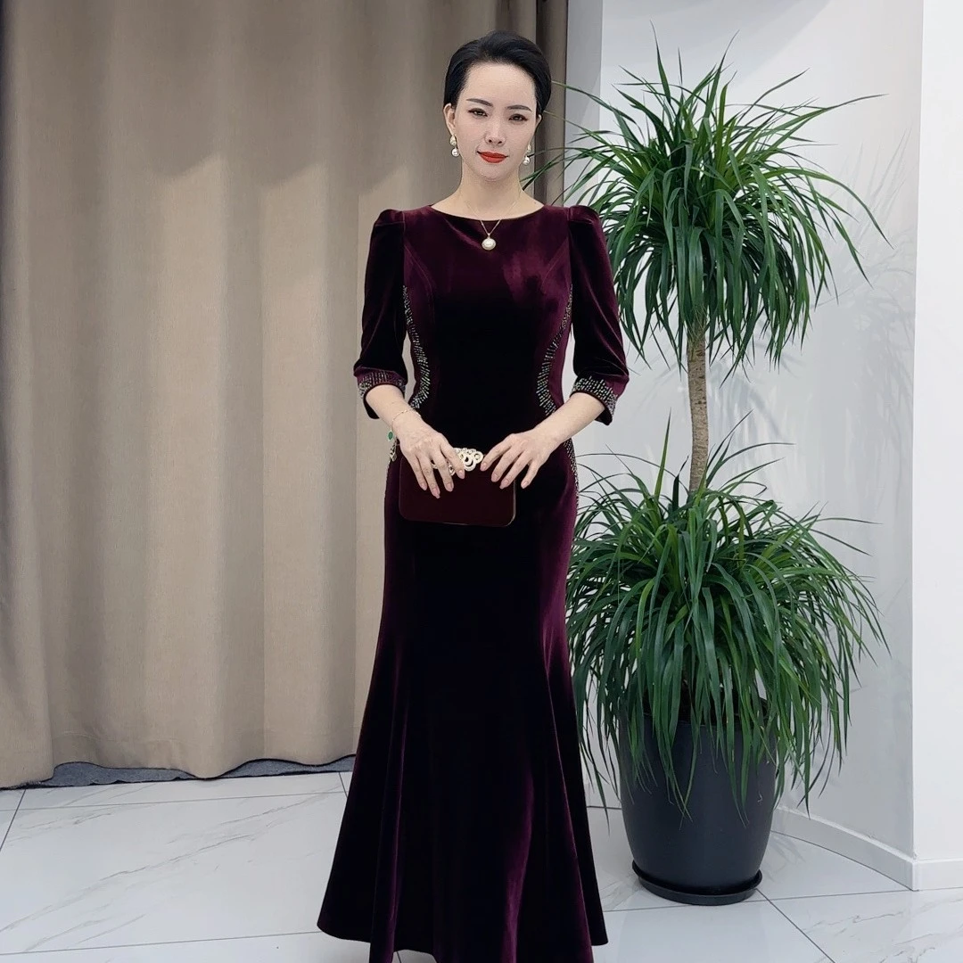 红印象喜婆婆喜妈妈显瘦优雅端庄大气时尚秋冬婚宴保暖丝绒礼服