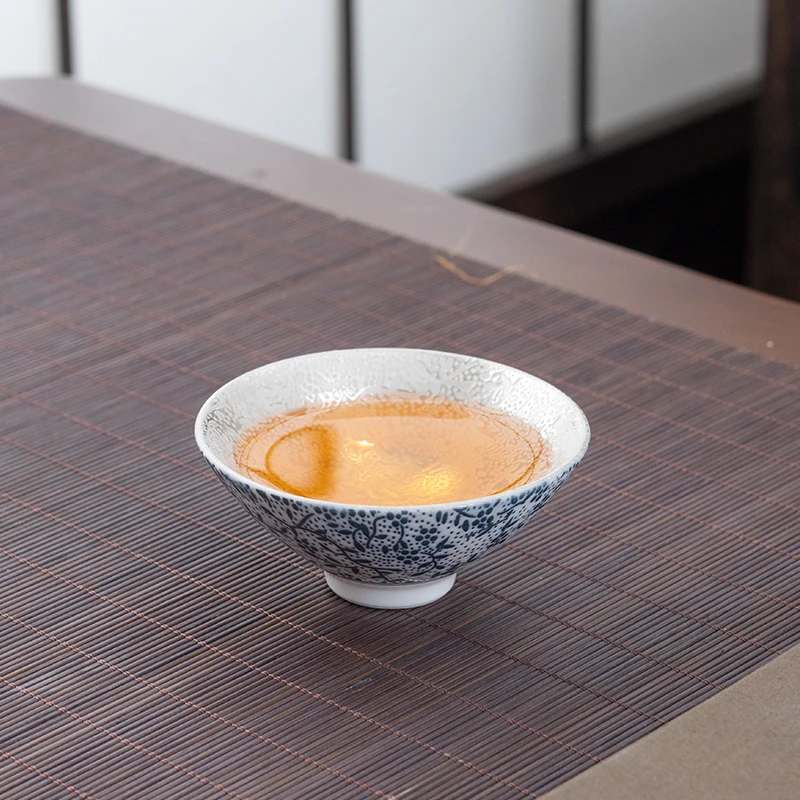 X187-斗笠鎏银杯