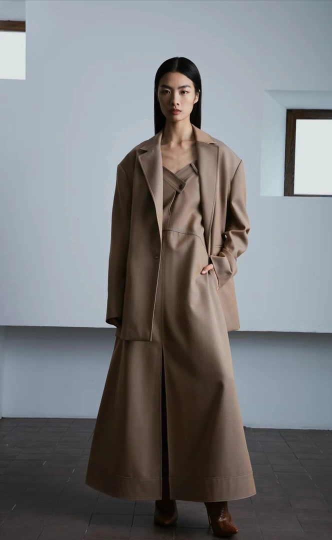 蓝蓝*艾蜜儿直播间809--2399经典时尚百搭美衣