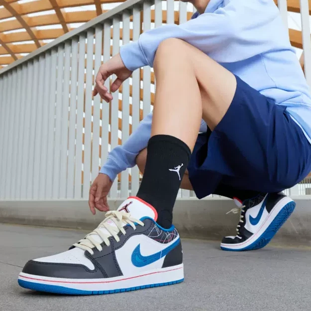 AIR JORDAN官方正品AJ1 男款午夜蓝深蓝低帮运动休闲鞋FV3622-141