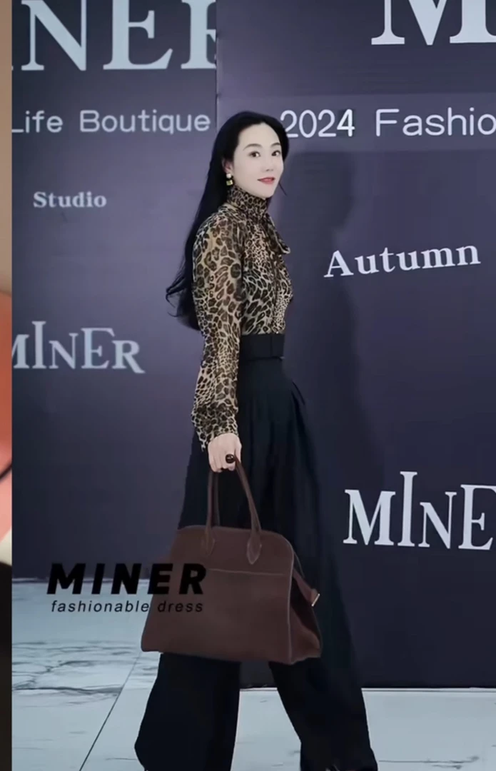 时尚洋气法式优雅豹纹衬衫上衣2024秋季新款宽松显瘦百搭