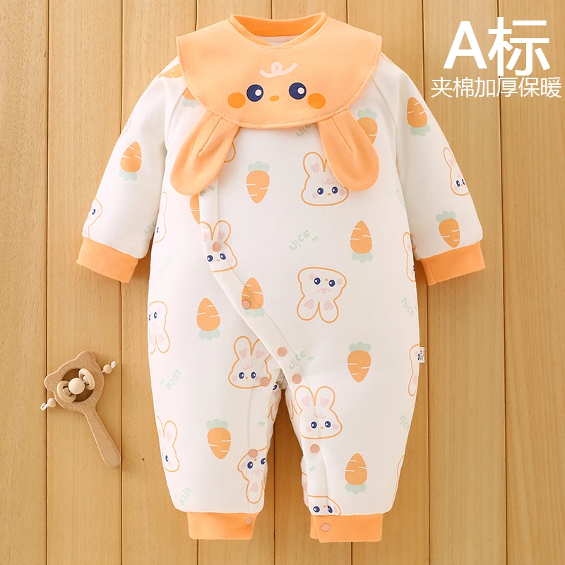 婴儿衣服秋冬连体棉服宝宝加厚保暖外出夹棉连体衣新生儿满月哈衣