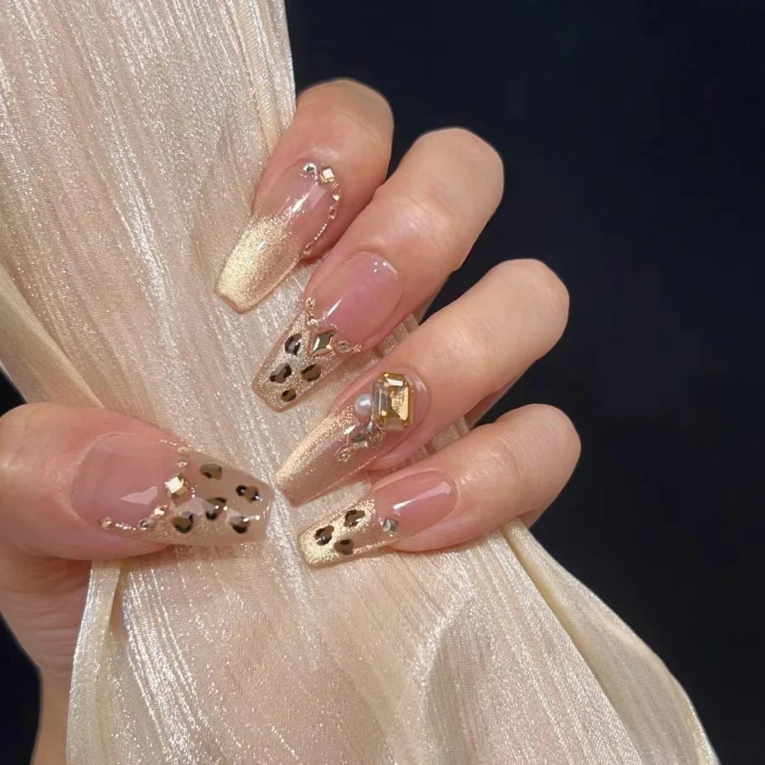 温柔纯手工穿戴甲中长款梯形轻奢风指甲贴猫眼蜜桃粉显白高级甲片