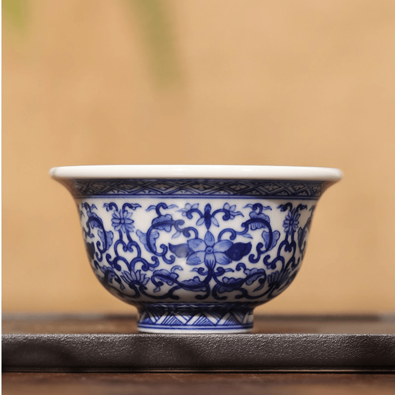 【天成赏瓷】纯手工手绘缠枝凤尾压手陶瓷高端瓷器主人杯茶具qd.