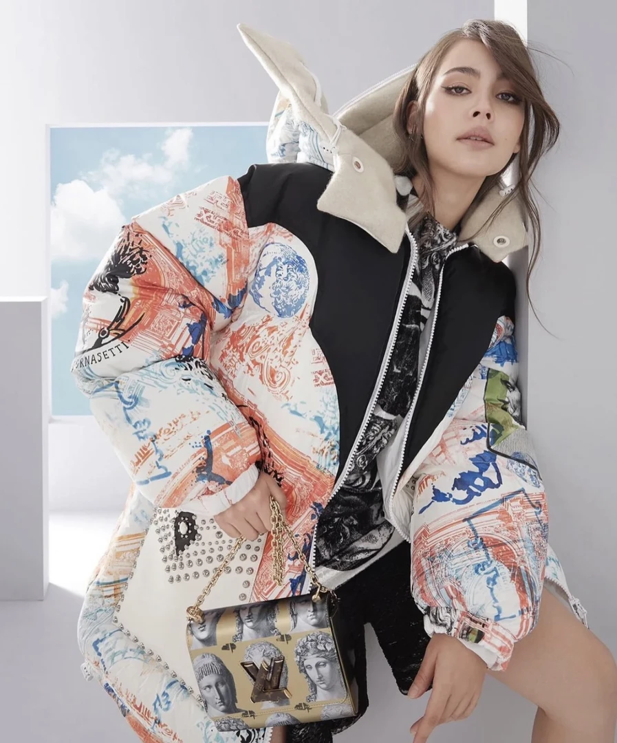 Louis Vuitton/路易威登/秀款铆钉印花羽绒服 42码 99新 GM001530