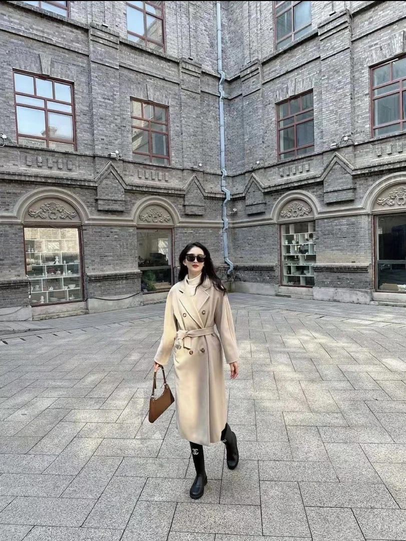 Maxmara/101801 燕麦米风衣 34码 99新 GM000633