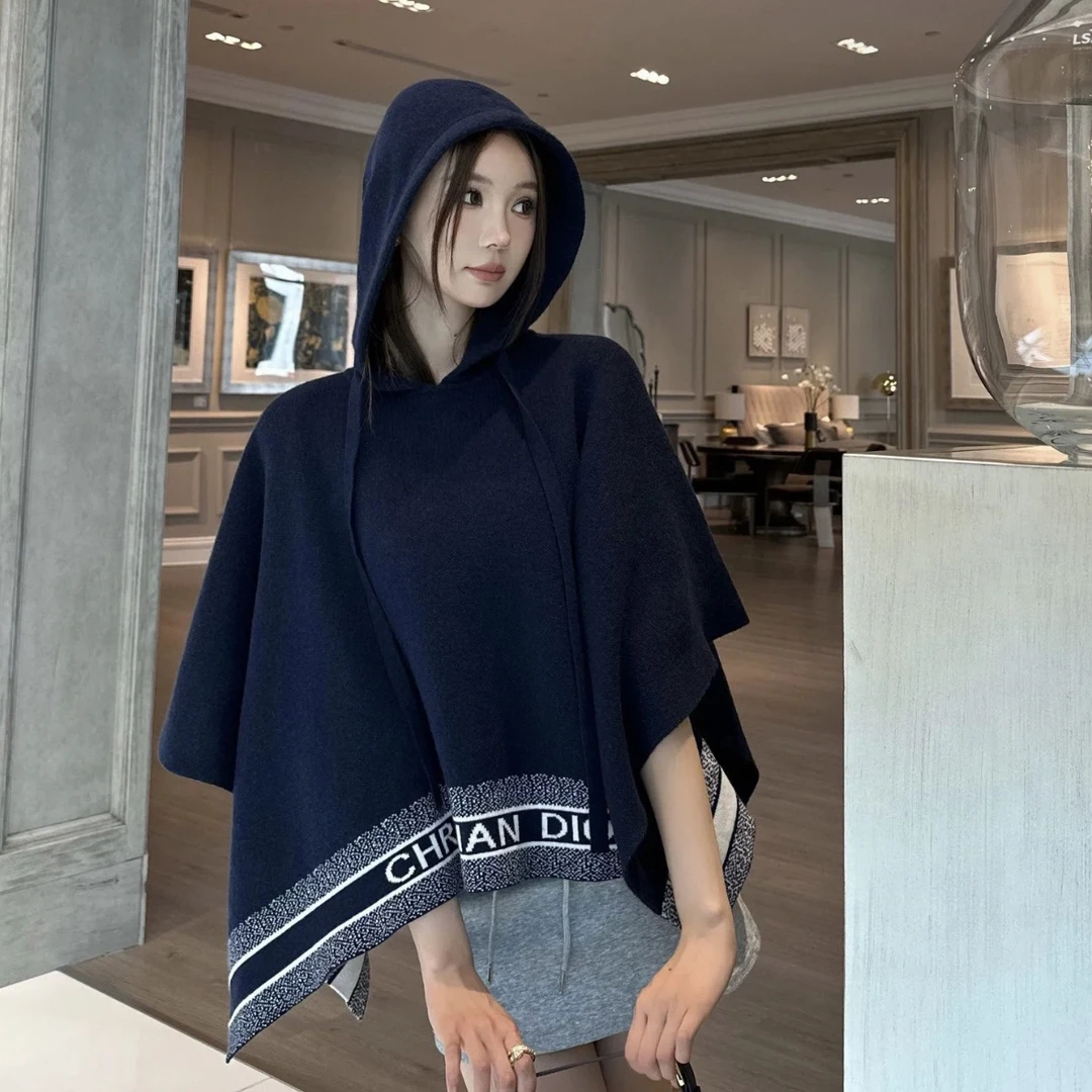 Dior/迪奥/经典藏蓝色连帽斗篷外套 XS码 99新 GM000860