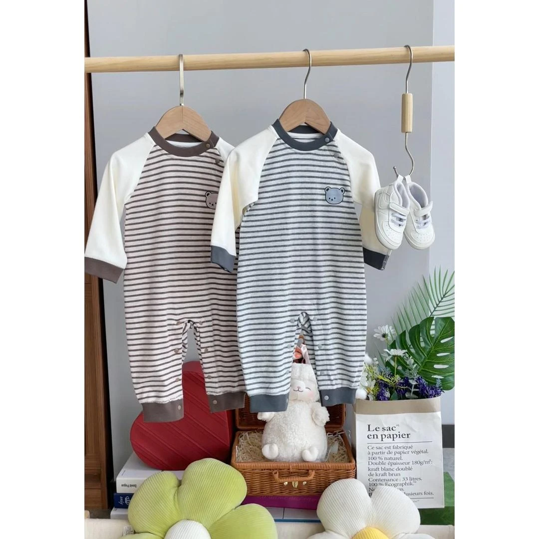 婴幼儿长袖条纹纯棉春秋连体衣洋气秋冬护肚男女宝宝哈衣爬服肩扣