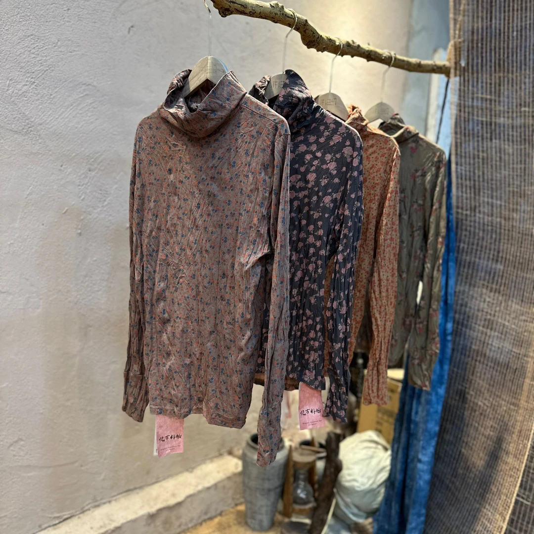 230911忆古朴拙秋冬复古印花高领打底洋气减龄百搭花色休闲t恤