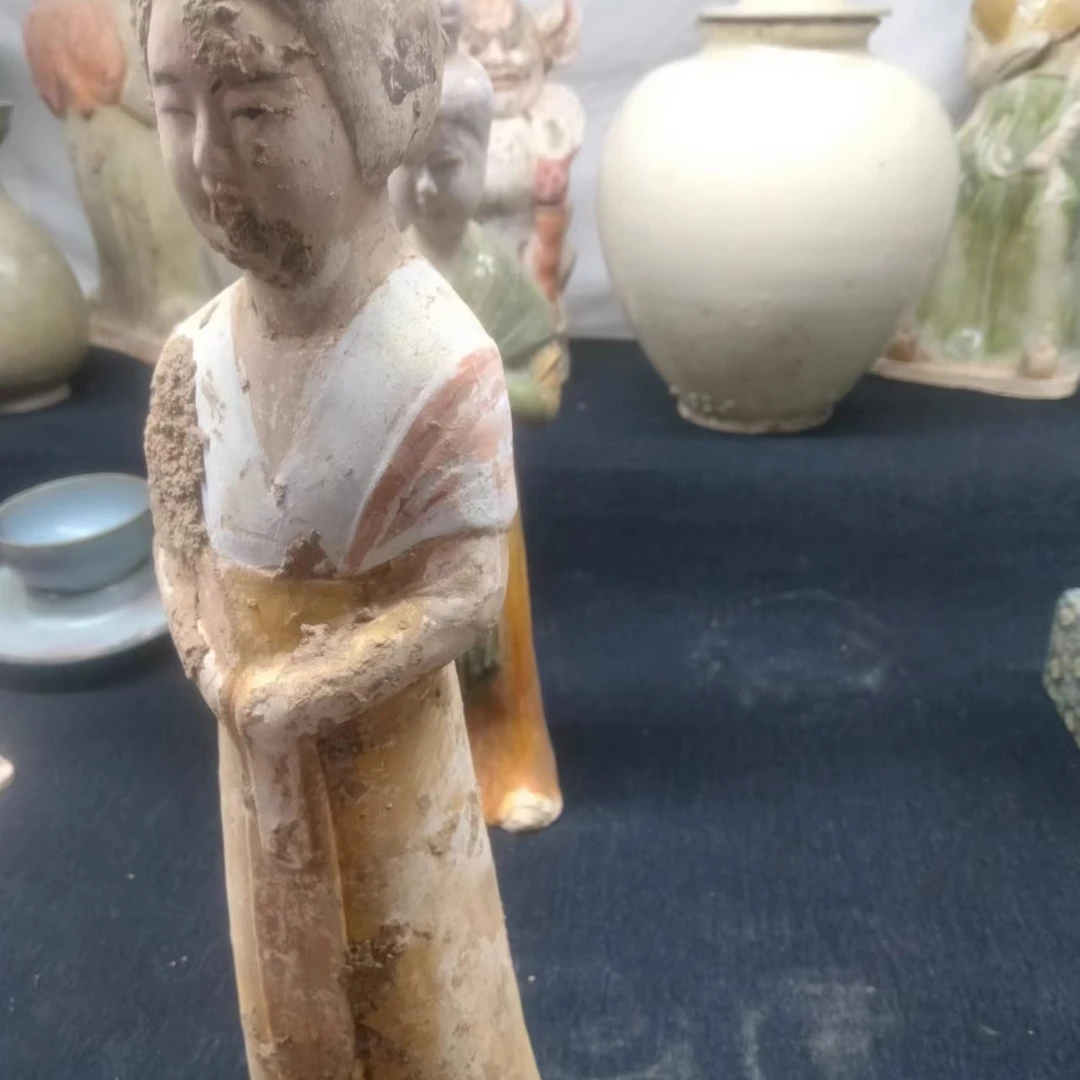 侍女陶俑人物很好