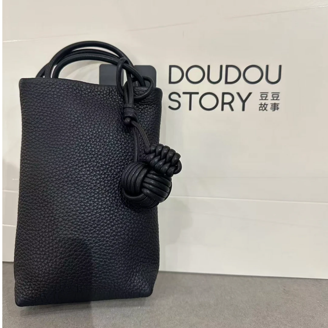 2024豆豆精选6303 时尚真皮迷你女包头层牛皮斜挎单肩包百搭小包