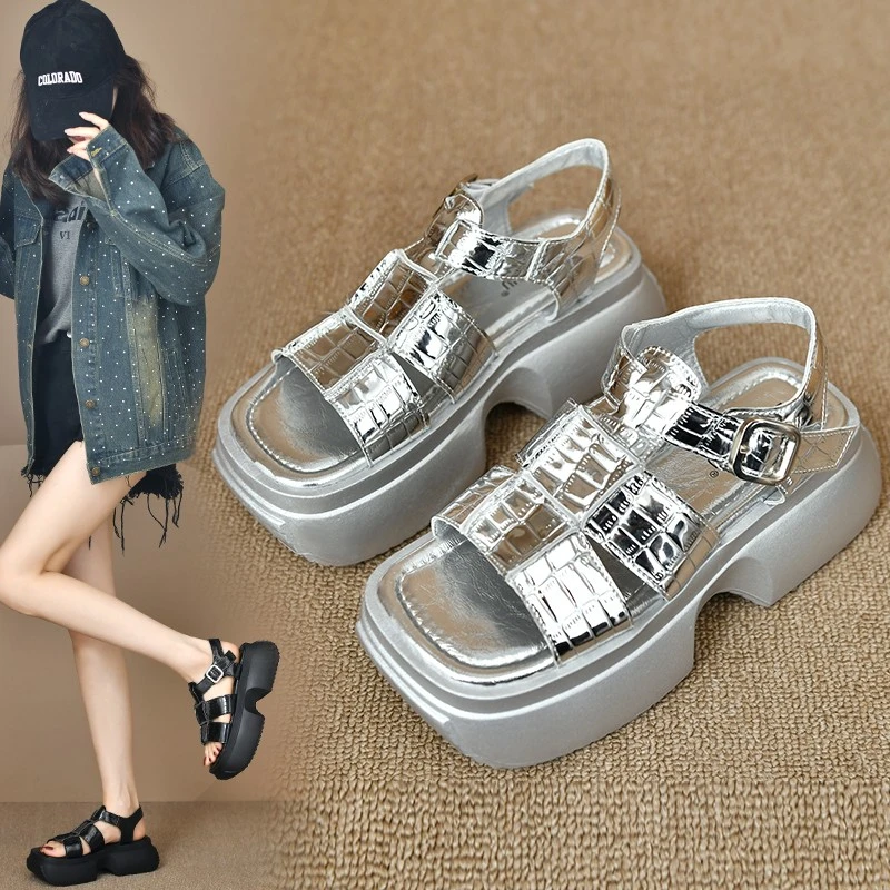 2024年时尚新款银色粗跟方跟高跟软底凉鞋小个子增高厚底百搭女鞋
