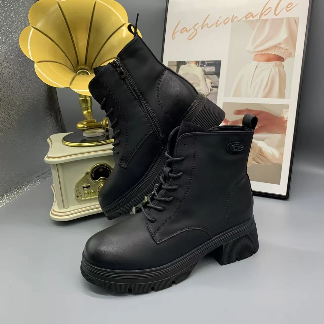 粗跟马丁靴女2024秋冬新款圆头百搭短靴英伦风复古机车靴1731