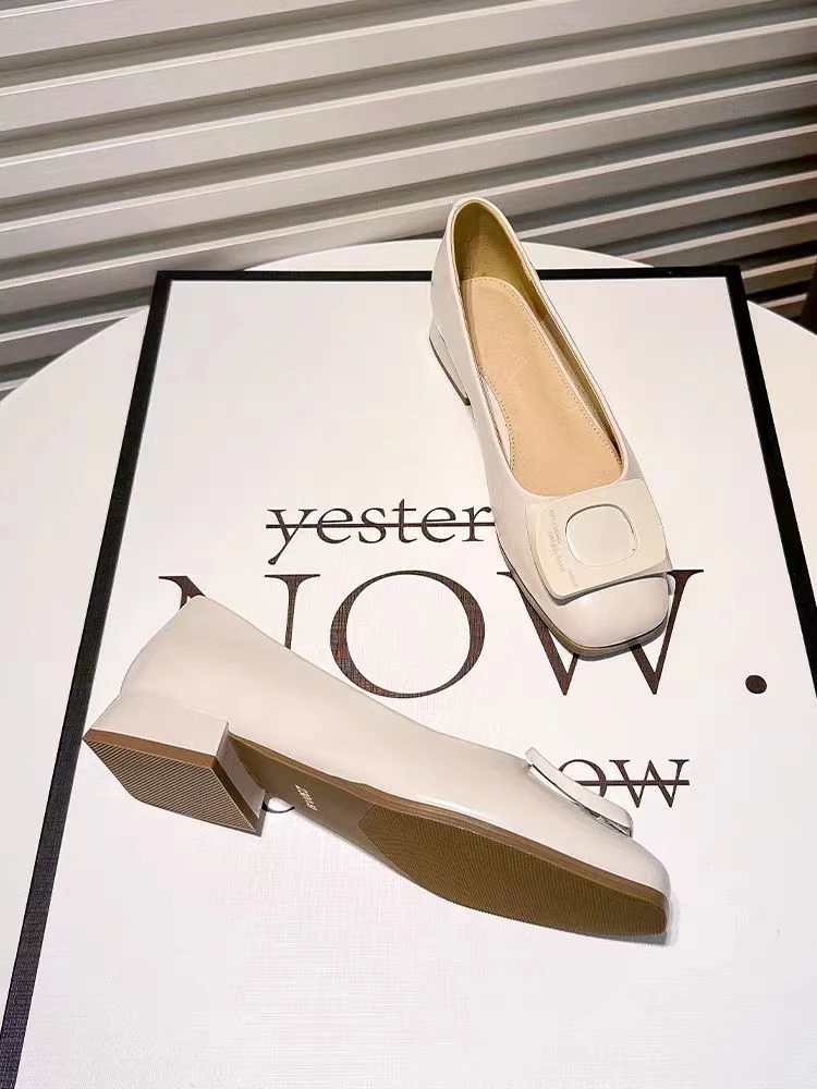 春秋新款韩版尖头褶皱浅口小猫跟单鞋女鞋气质时尚高跟鞋33-212