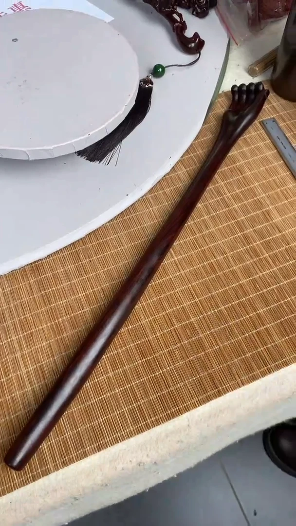 【闪购商品】紫檀木类端景台挠痒痒