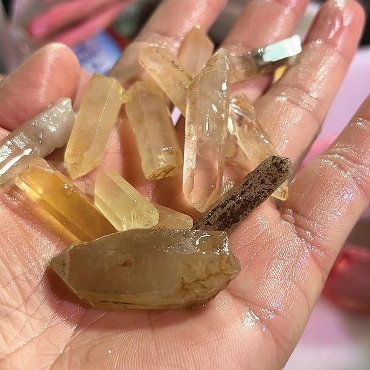 水晶45未镶嵌黄皮白水