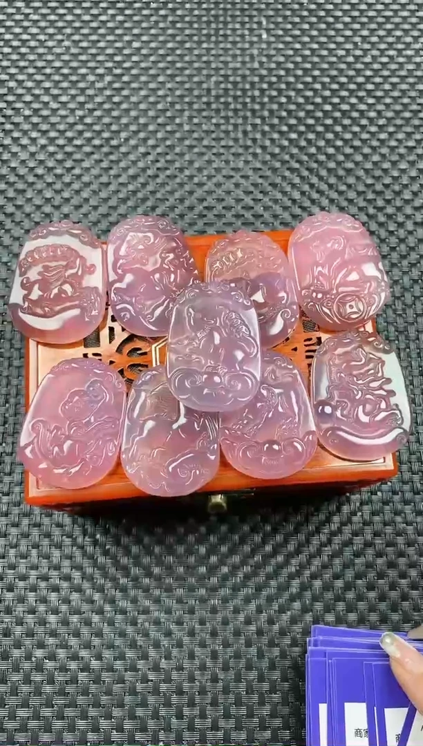【闪购商品】玛瑙/玉髓挂件未镶嵌杰