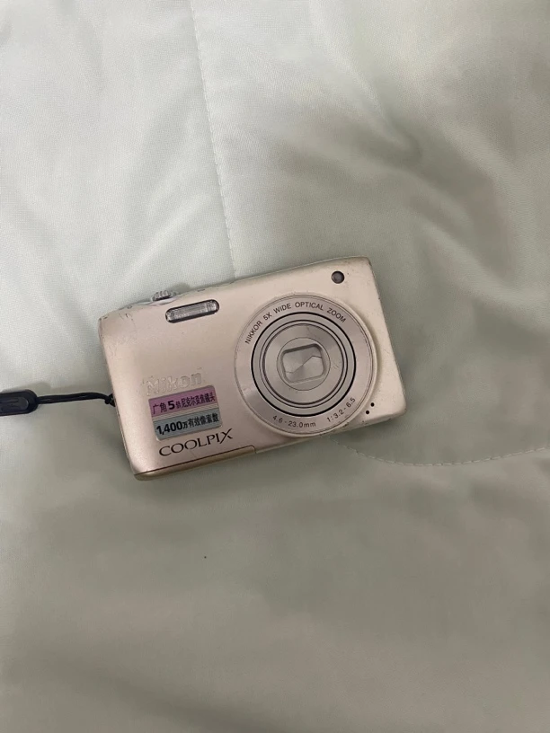 9新 Nikon/尼康 s3100 1410w像素ccd数码相机