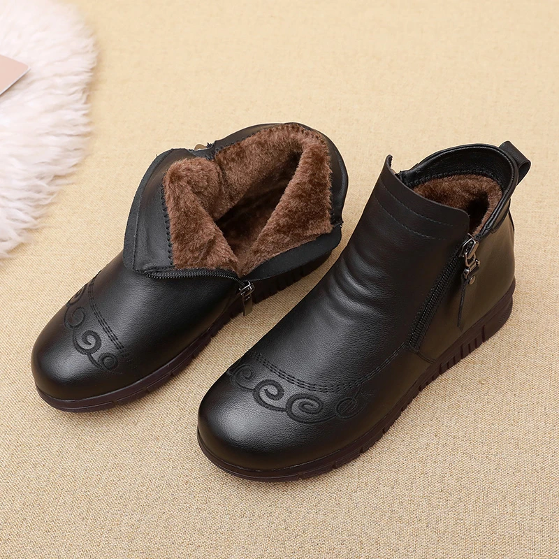 妈妈棉鞋真皮软底短靴单靴女士棉皮鞋中年中跟靴子中老年女鞋棉靴