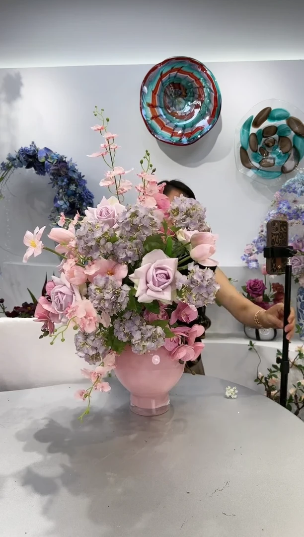 【闪购商品】定制花束-春晓+粉色花瓶