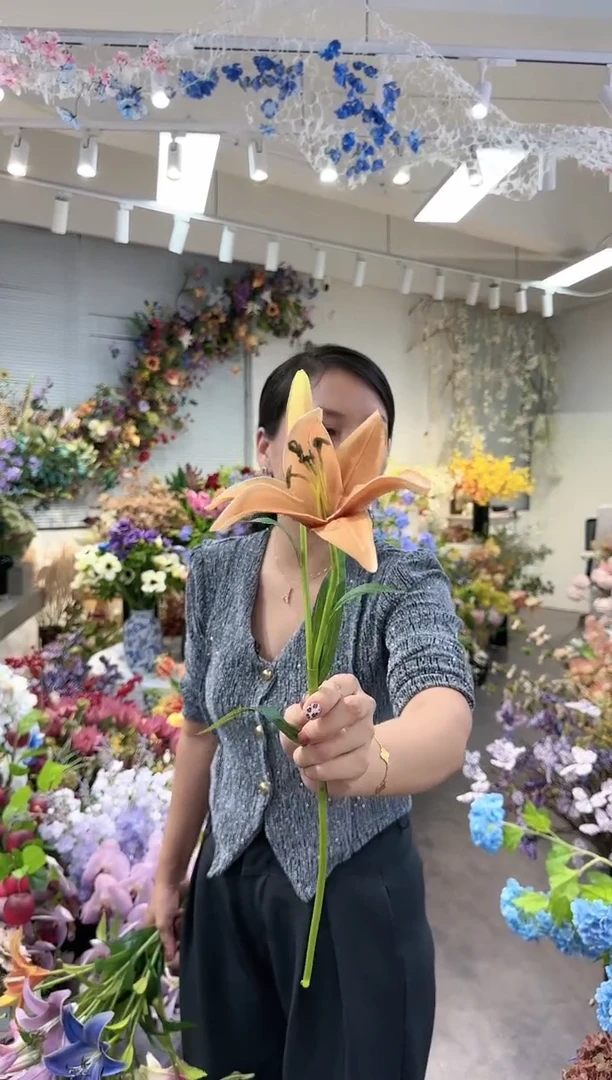 【闪购商品】一支爱玛橙百合