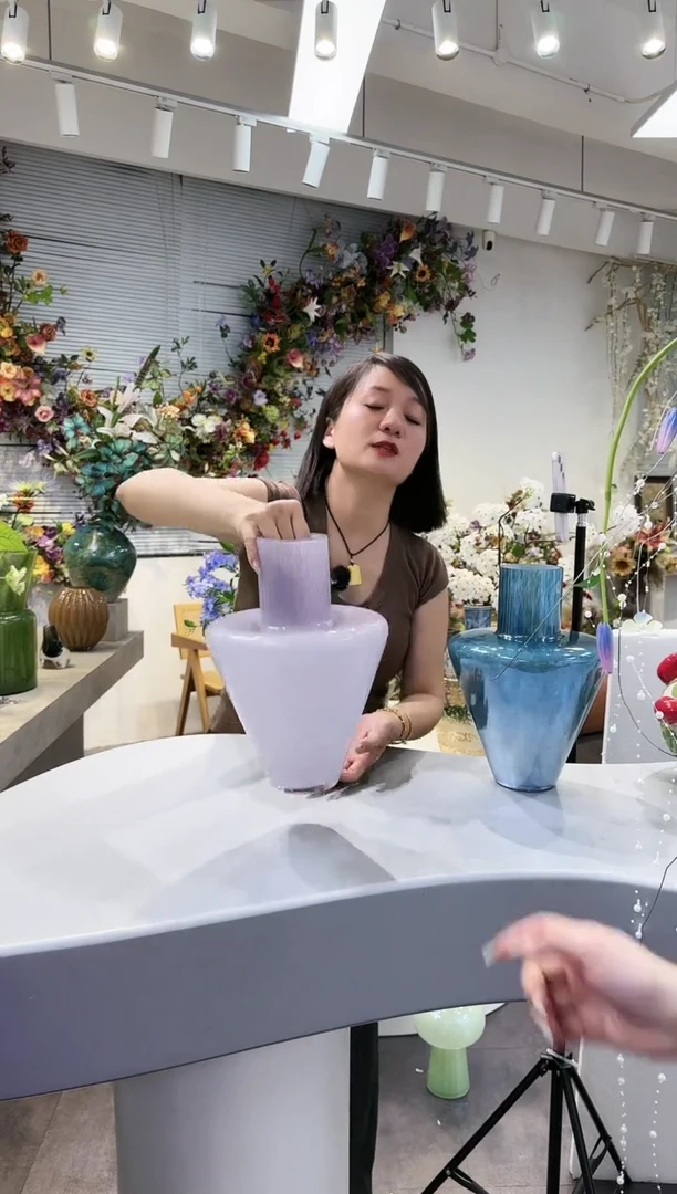 【闪购商品】香芋紫花瓶