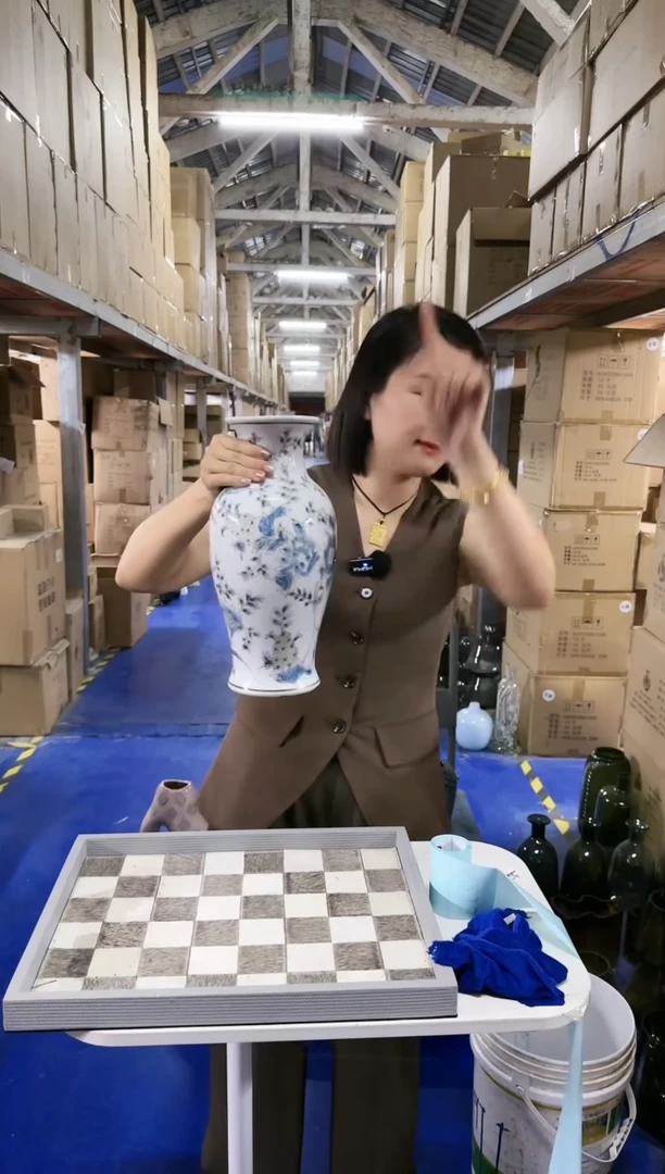【闪购商品】213花瓶
