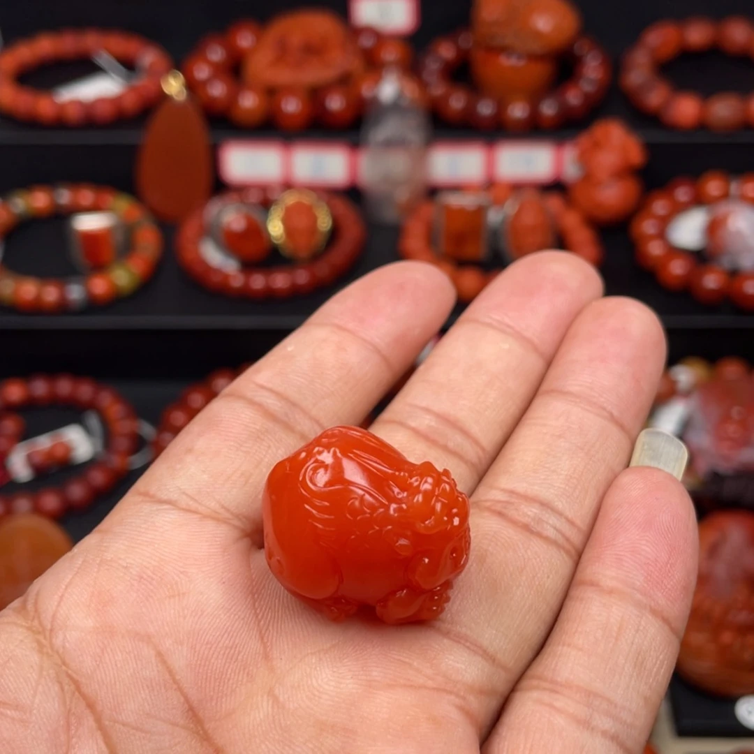 【闪购商品】南红玛瑙珠宝奇石未镶嵌吊坠