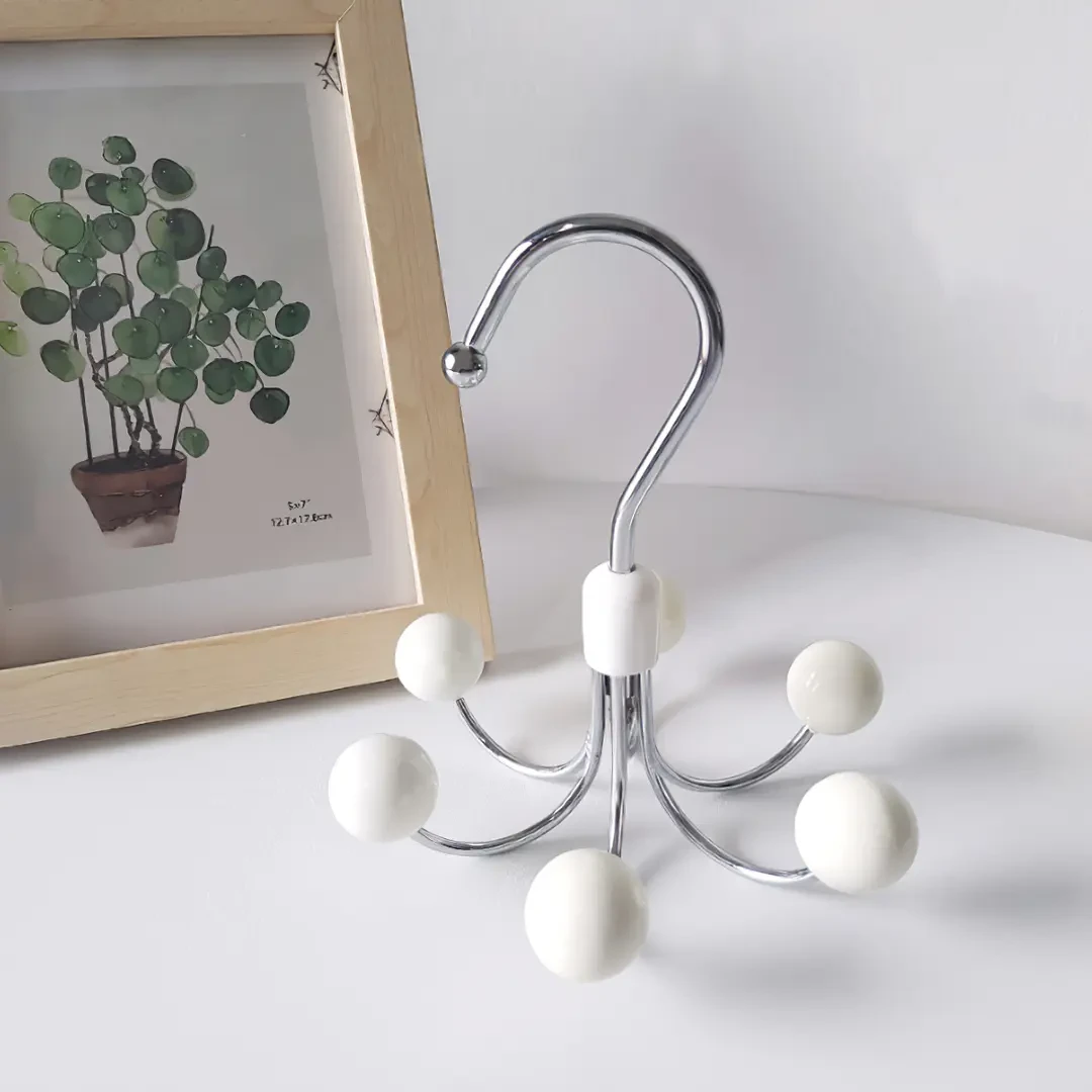 360°可旋转衣柜挂钩无痕家用简约多功能收纳神器寝室日用六爪KK