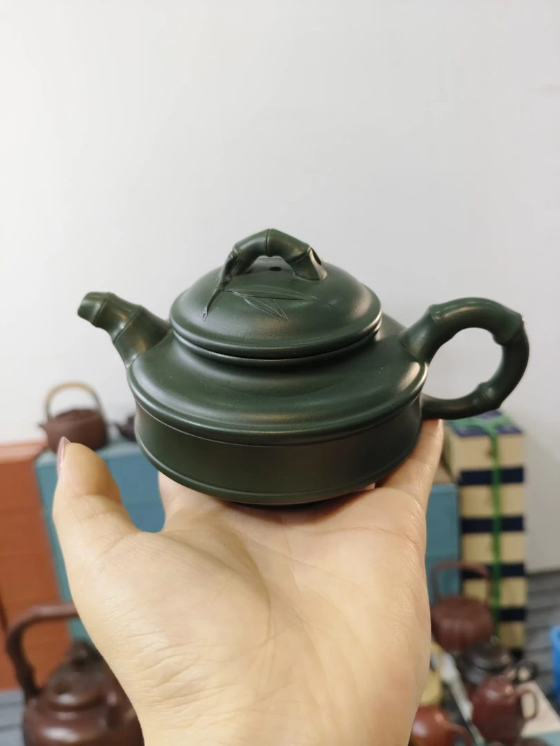 宜兴原矿正品紫砂壶墨绿泥双线竹鼓240毫升左右
