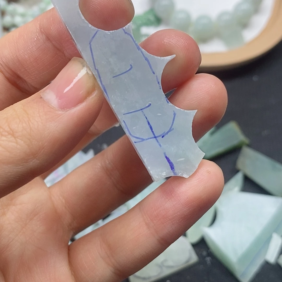 【闪购商品】翡翠颈饰未镶嵌