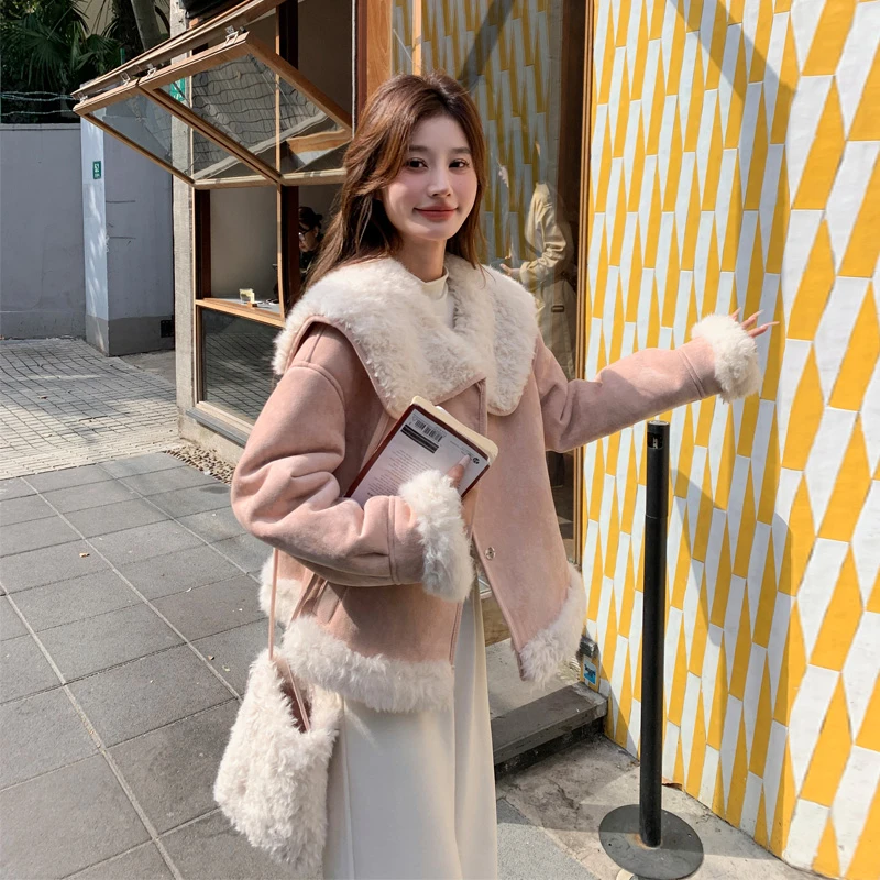 奶呼呼皮毛一体外套女2024冬季新款可盐可甜温柔风复古羊羔毛棉衣