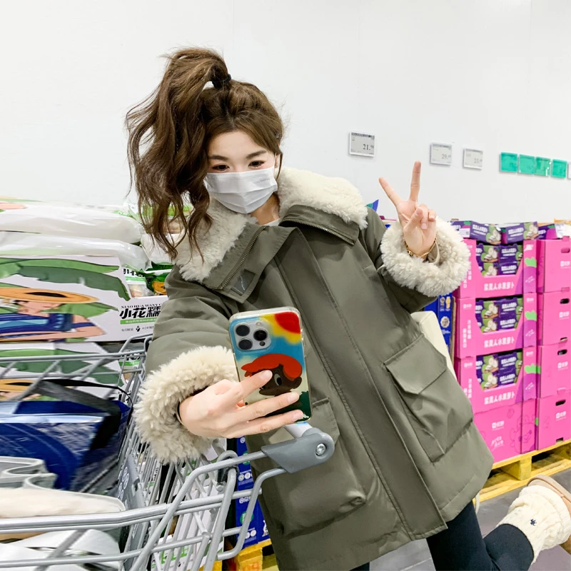 冲锋衣式派克服女2024新款冬日氛围感羊羔毛加绒加厚甜酷棉服外套