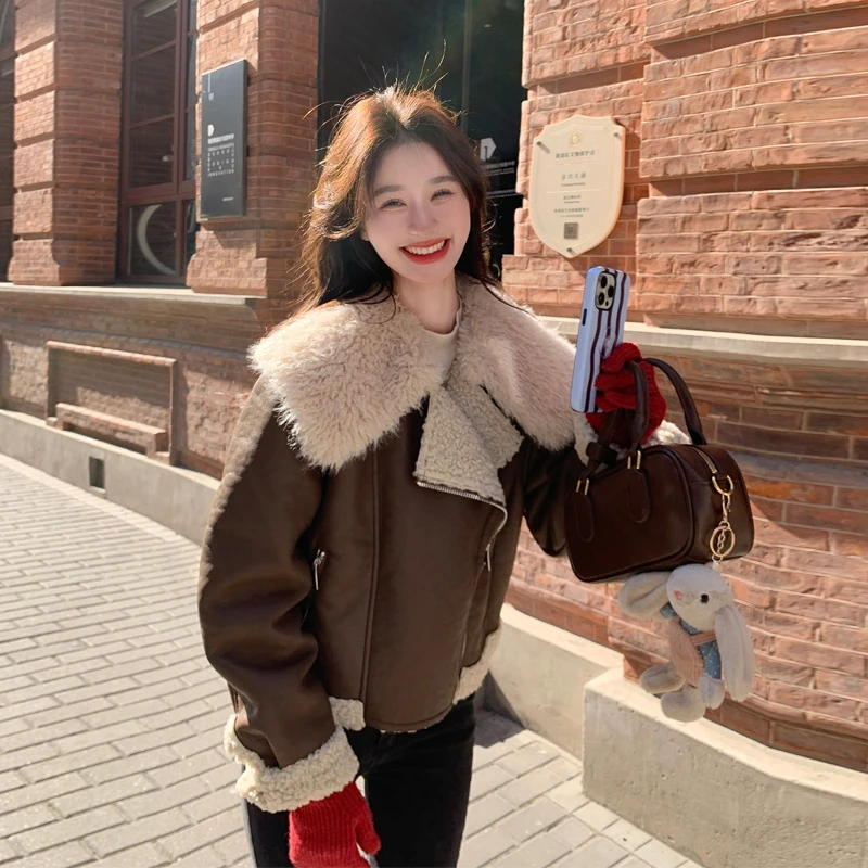 羊羔毛皮毛一体外套2024冬季新款高级感复古美拉德加绒加厚机车服