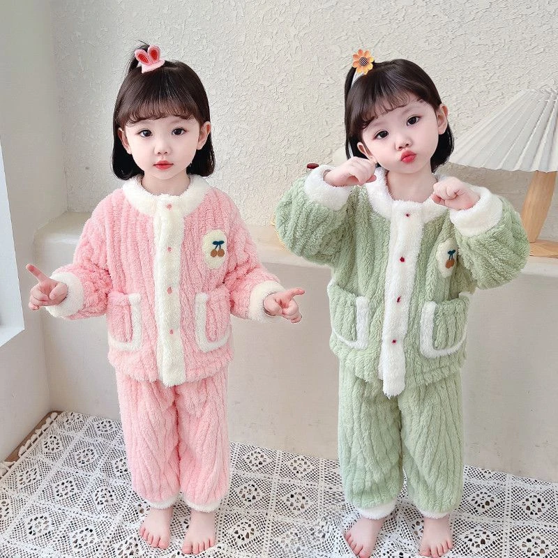 女童法兰绒秋冬季家居服套装新款女宝宝保暖加厚珊瑚绒儿童睡衣潮