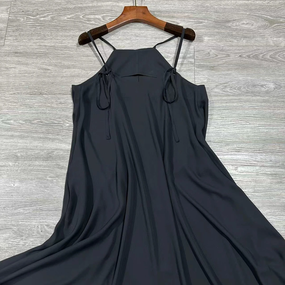 2023073吊带连衣裙