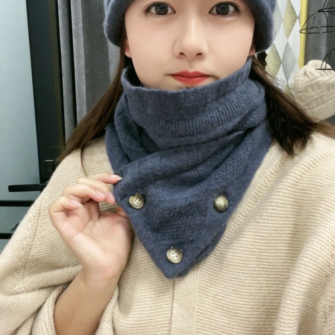冉霖羊绒上新款啦  纽扣花边秋冬季针织百搭时尚风保暖围巾