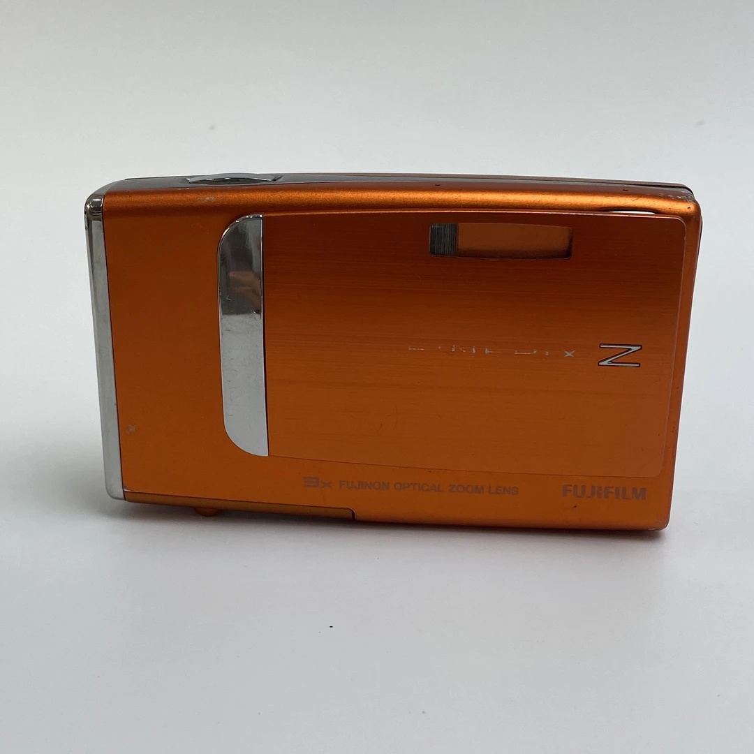 95新 Fujifilm/富士 z10fd橙色720万像素3倍变焦ccd书数码相机