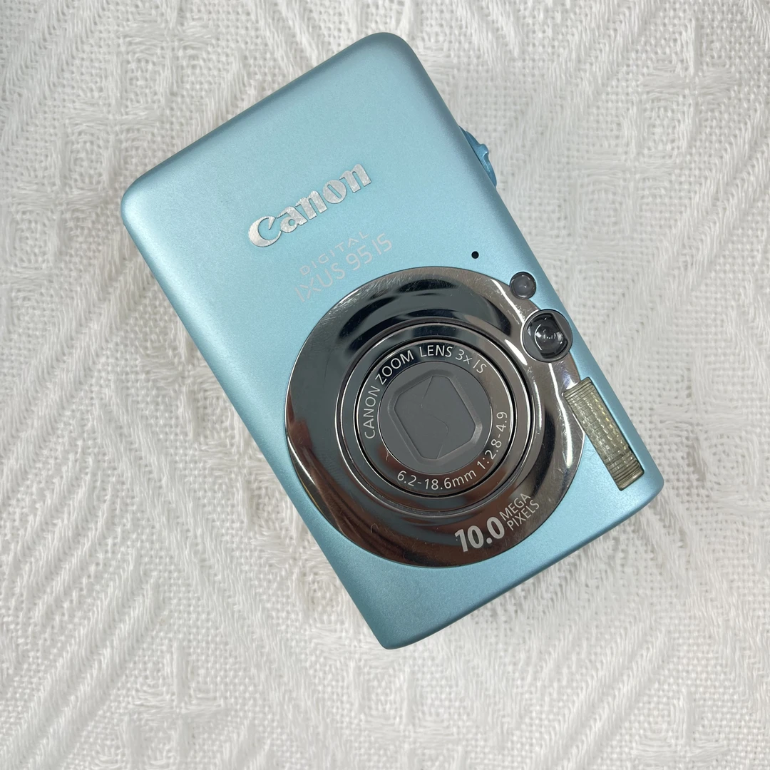 95新 Canon/佳能 ixus95蓝色1000万像素3倍变焦ccd数码相机