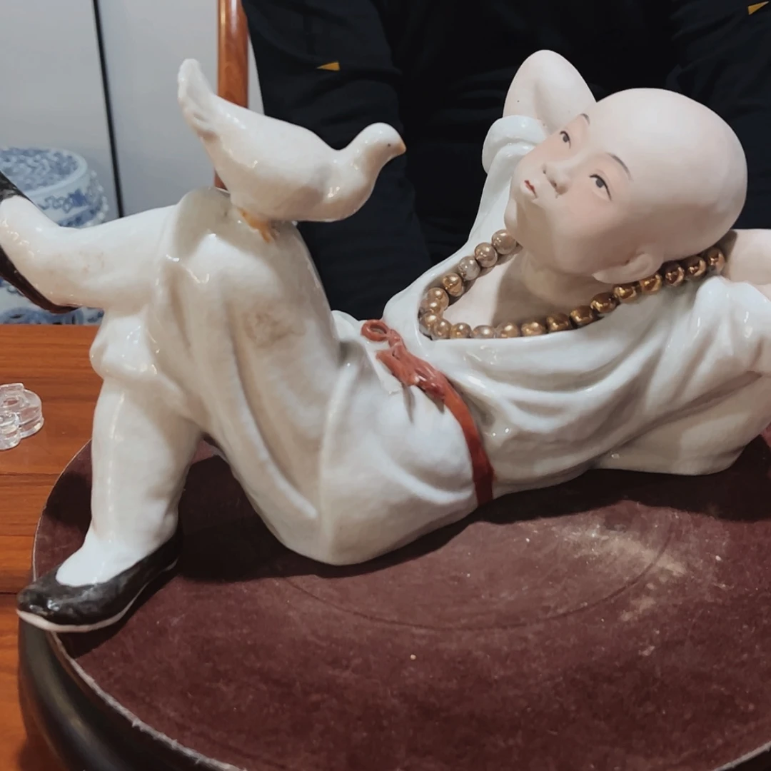 【闪购商品】陶瓷摆件王*