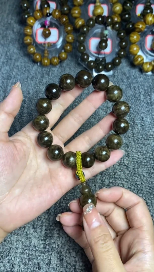 【闪购商品】阴沉木手串/手链1.5冰花纹68