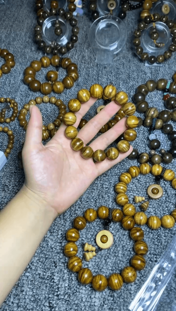 【闪购商品】金丝楠手串/手链1.5带花纹128