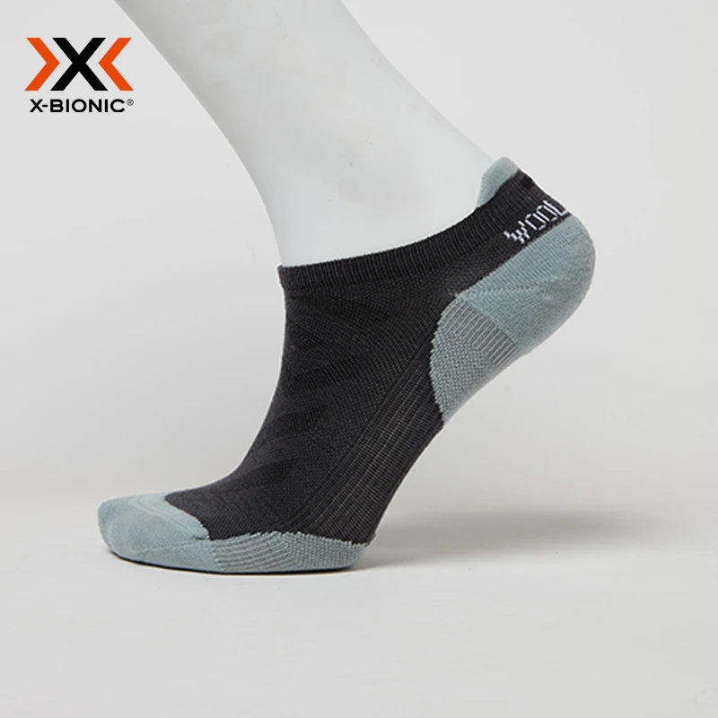 哪吒羊毛运动袜 CORDURA 压缩减震透气支撑分脚设计防臭袜