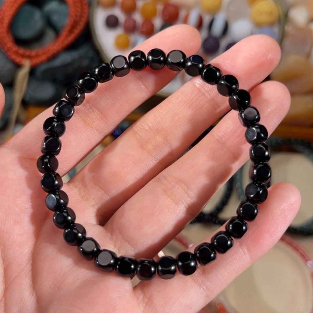 【闪购商品】玛瑙/玉髓黑玛瑙四棱珠手串6左右未镶嵌