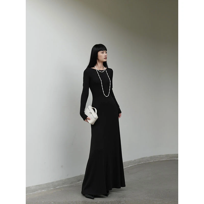 VENUIE 时髦精德绒长裙秋冬打底裙细腻修身显瘦薄绒长袖连衣裙