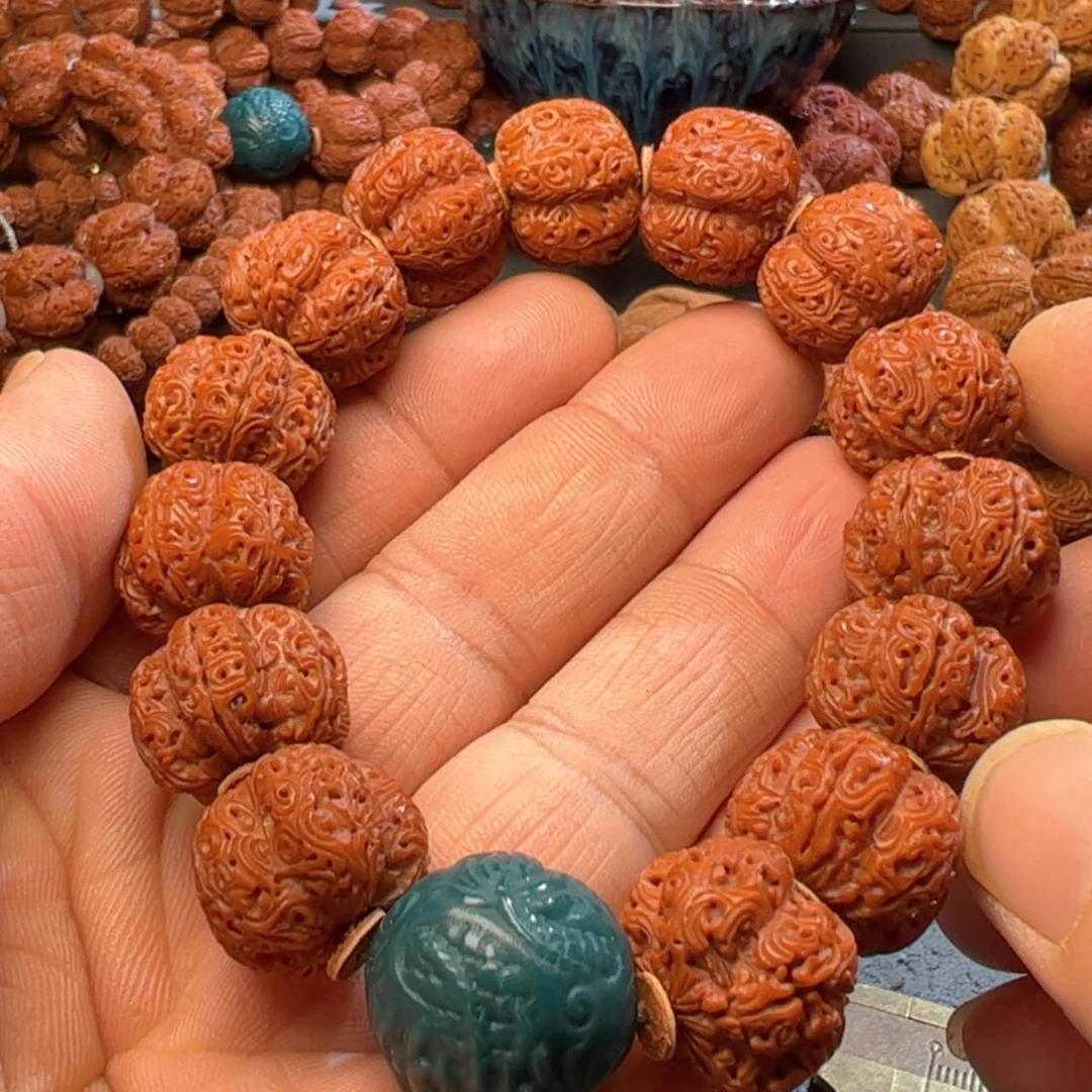 【闪购商品】金刚菩提手串手工雕刻梅花龙珠1.8