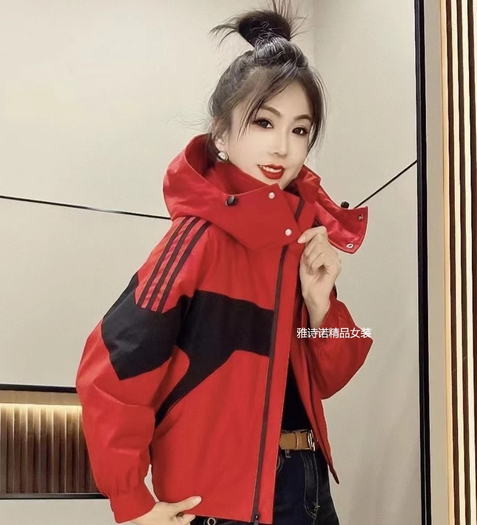 洋气春季新款三条杠红色短外套女韩版宽松短款小个子上衣冲锋衣